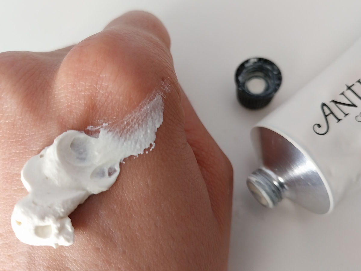 Antipodes_exf fac_textura.jpg Antipodes_exf fac_textura