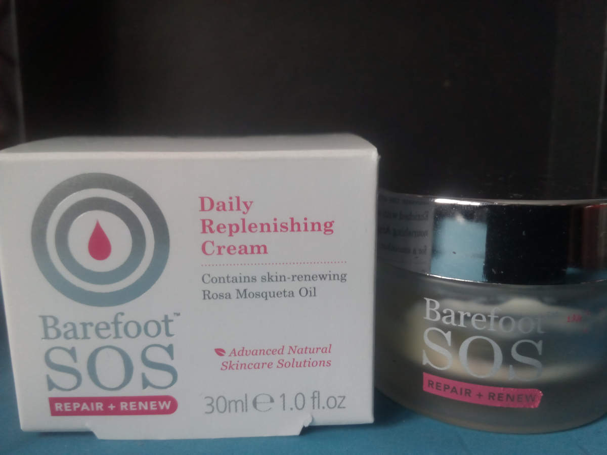 Barefoot crema facial.jpg Barefoot crema facial
