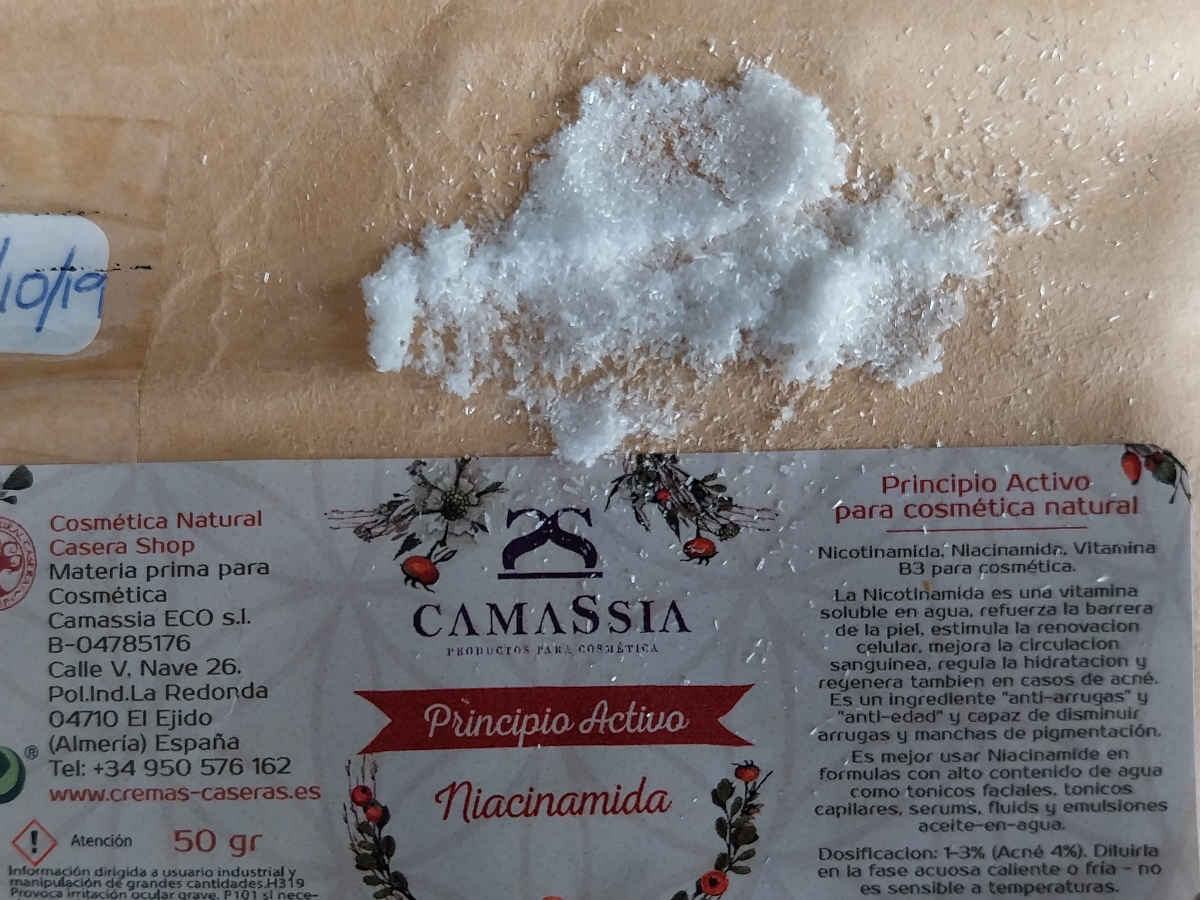 Camassia_niacinamida