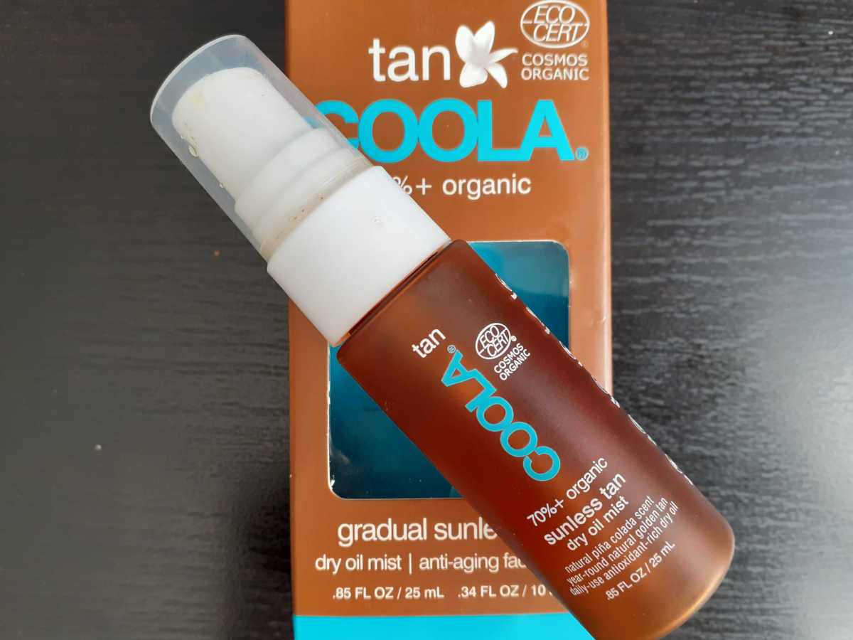Coola_aceite seco tan