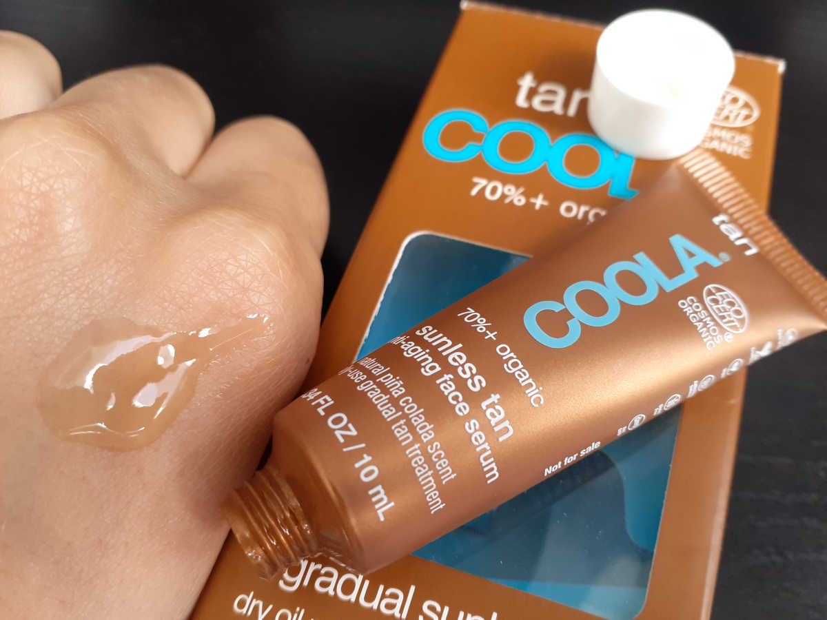 Coola_serum antiedad tan_textura