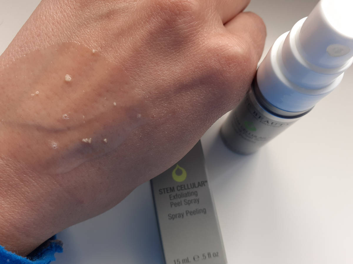 Juice B_Spray Exfoliante_textura.jpg Juice B_Spray Exfoliante_textura
