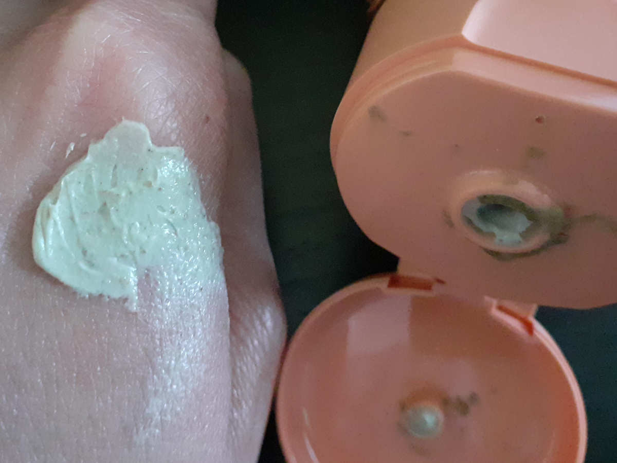 Najel_exfoliante facial_textura.jpg Najel_exfoliante facial_textura