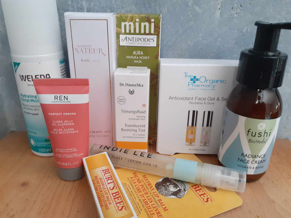 Naturisimo_box jul22_2.jpg Naturisimo_box jul22_2
