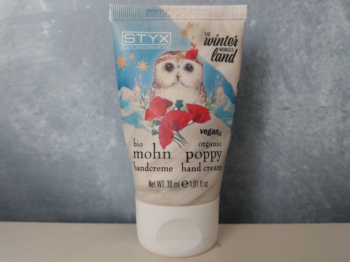 Styx_cr manos.jpg Styx_cr manos