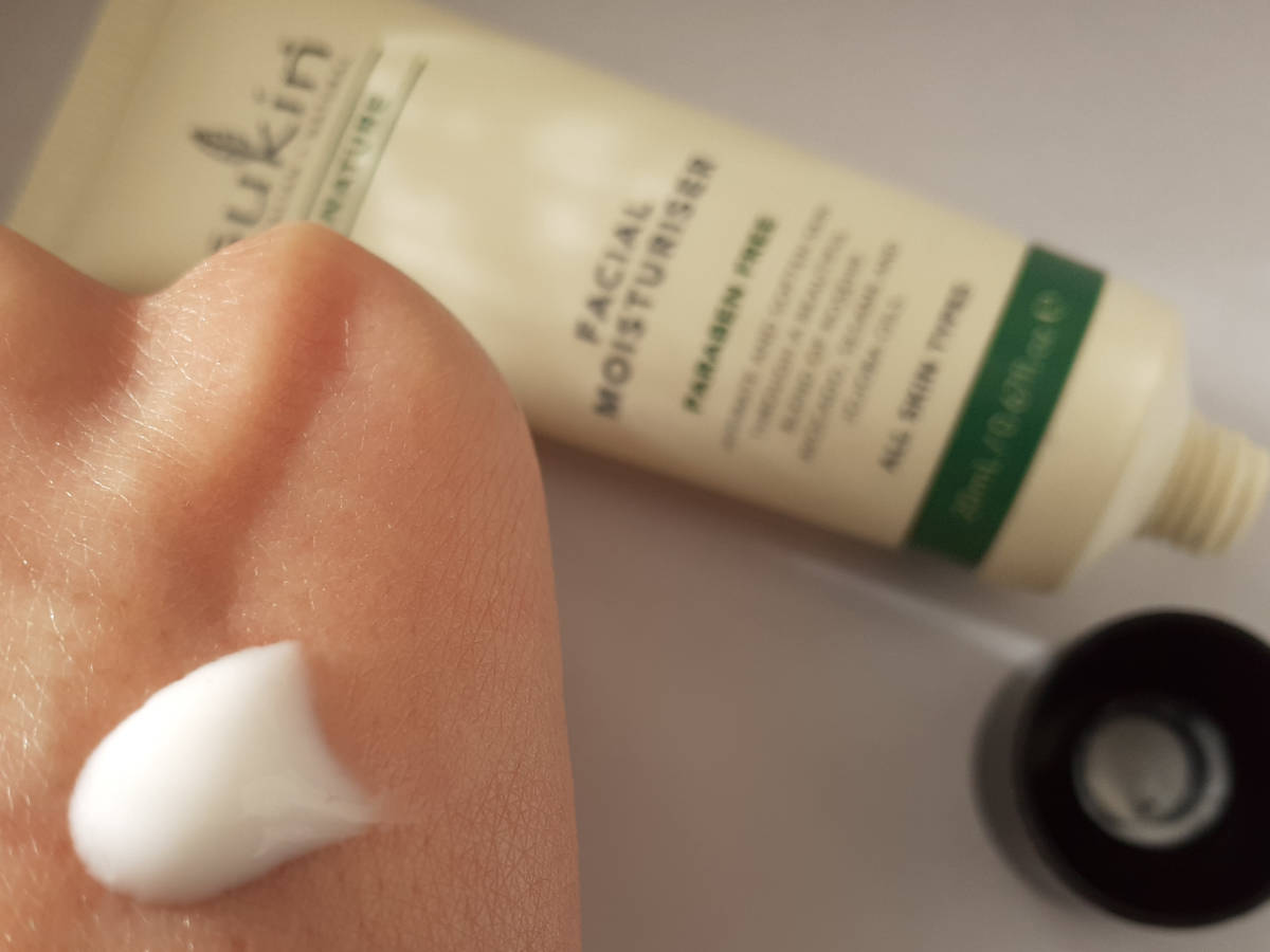 Sukin_crema facial_textura