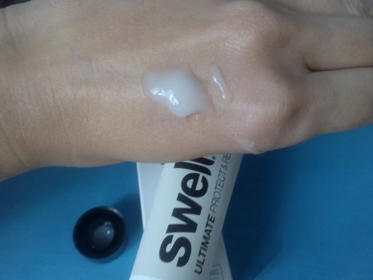 Swell serum_textura.jpg Swell serum_textura