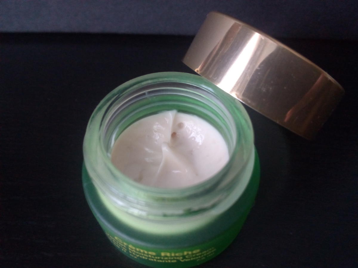 Tata Harper creme riche_textura.jpg Tata Harper creme riche_textura