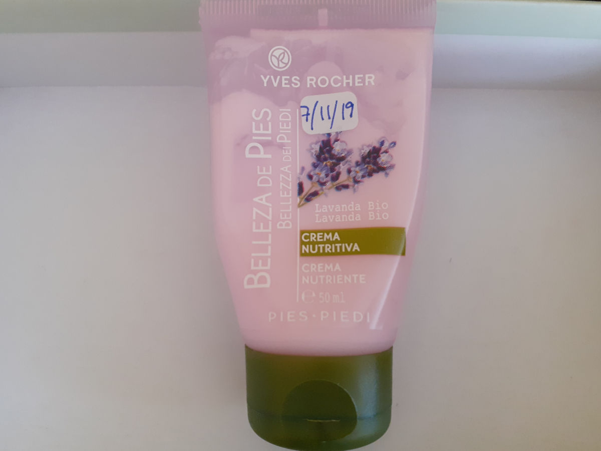 Yves Rocher_crema pies.jpg Yves Rocher_crema pies
